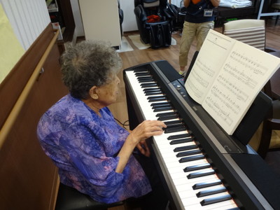 デイサービス～音楽療法～