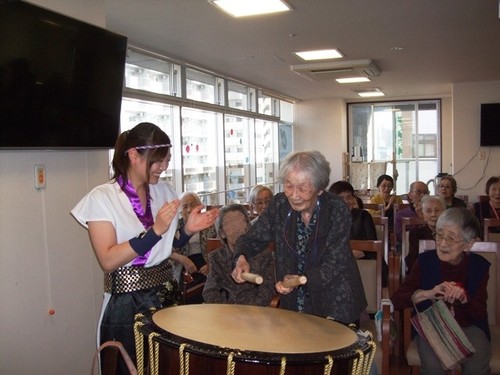 和太鼓、轟く！（３）