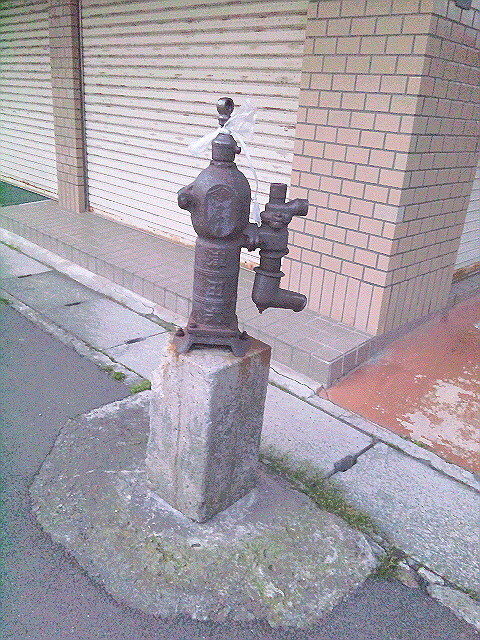 長崎さるく　　～　手押しポンプ　～