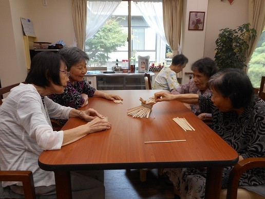 ヨガと割り箸倒し