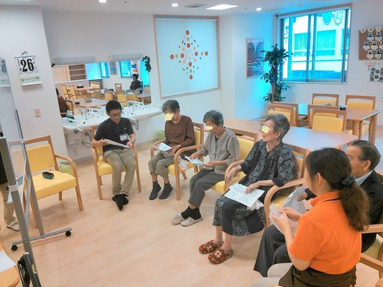 雨の日のレクは…