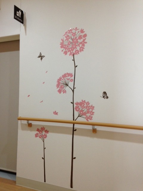 5階に花が咲きました！！