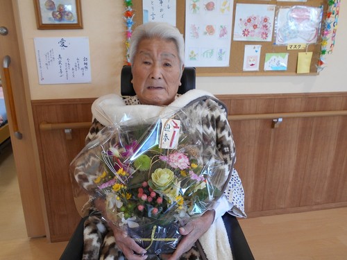 お花に囲まれて