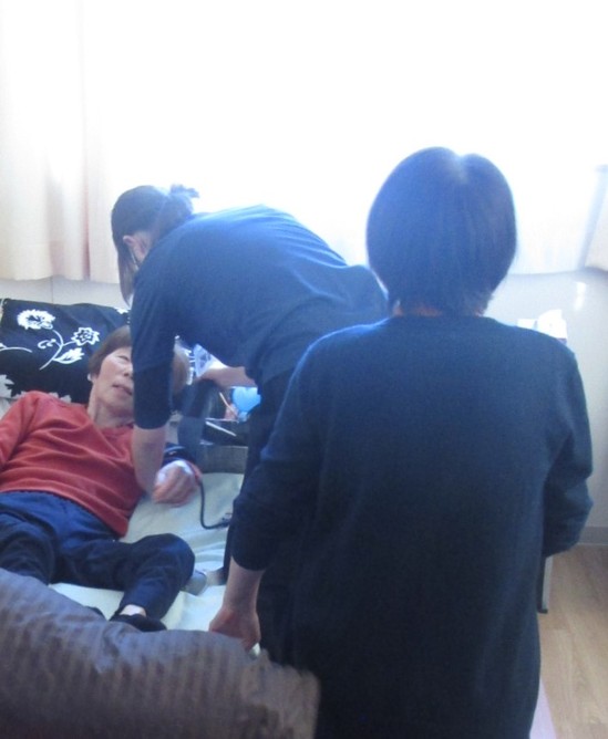 複数名の看護師による歩行リハビリテーションについて