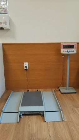 【車イス用体重計】