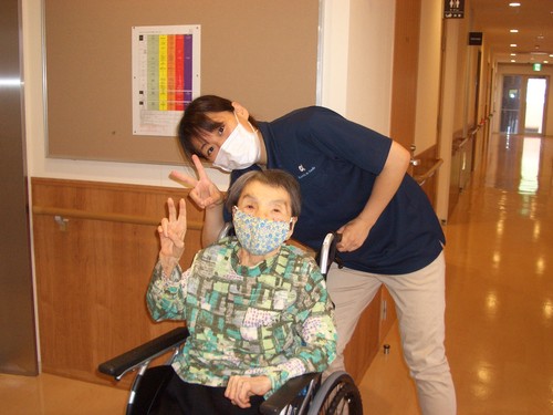 昼食に行きまあああああす