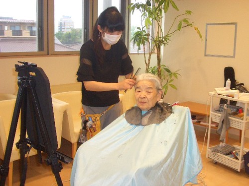 久しぶりの美容室