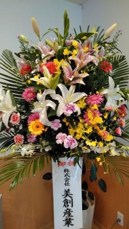 レストランも華やかに！