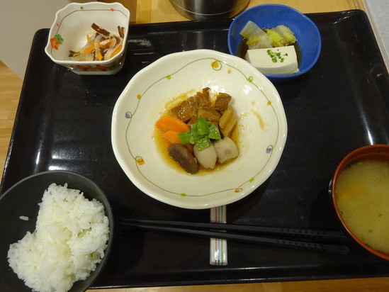 何気ないお食事の風景