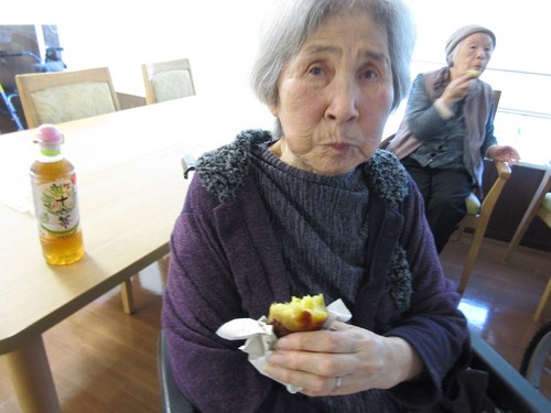 焼きいもでカラオケ喫茶