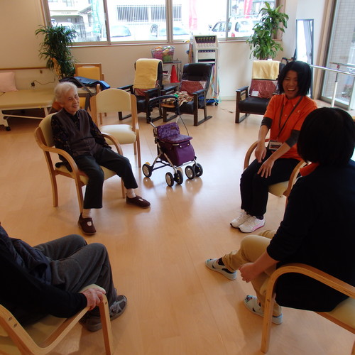 なぜ脚ジャンケン！？