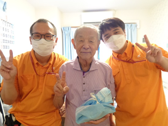 ハッピー!(^^)!　ハッピー!(^^)!　バースデー＼(^o^)／