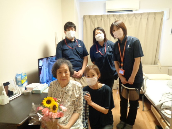 ご入居(/・ω・)/